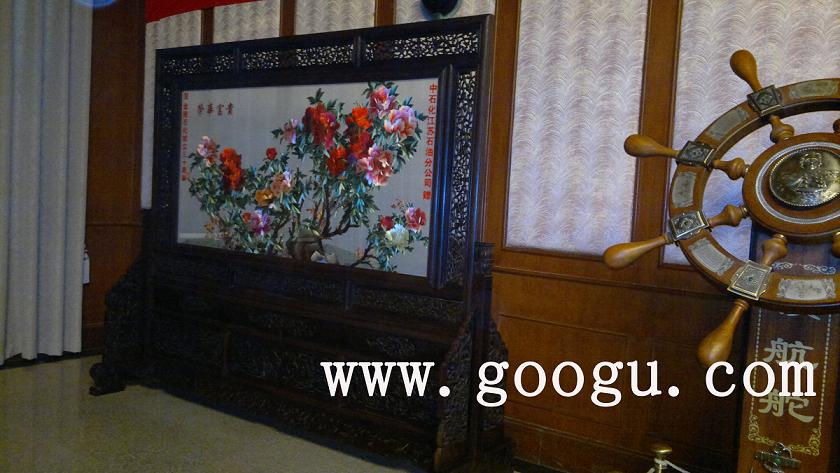 中石化會議刺繡擺件，中石油公司贈 嬌古蘇繡禮品